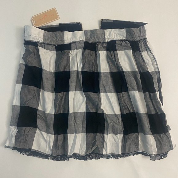 Copper Key Lace Plaid Mini Skirt A Line Black White Dressy Or Casual Sz M - Picture 13 of 15